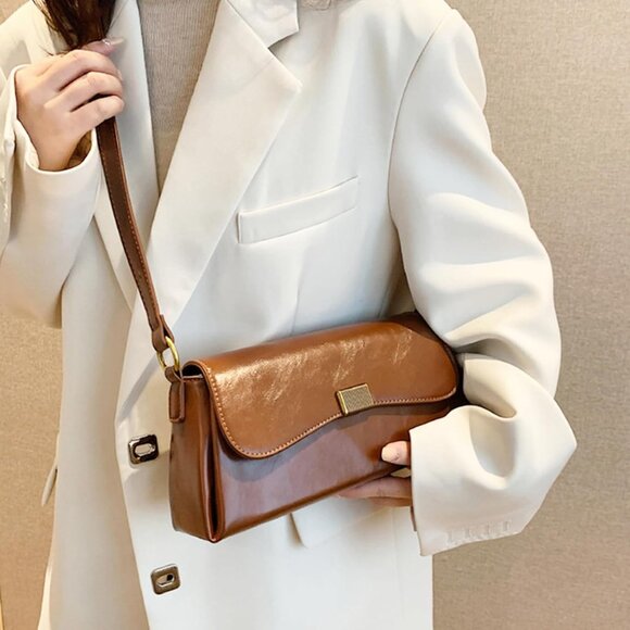 Vintage Small Brown Shoulder Bag for Women Zipper Closure and Classic Design - Picture 5 of 7